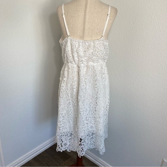 NWOT Shein Lacy Floral White Wrap Front V Neckline Spaghetti Strap Dress Size L - Picture 5 of 10